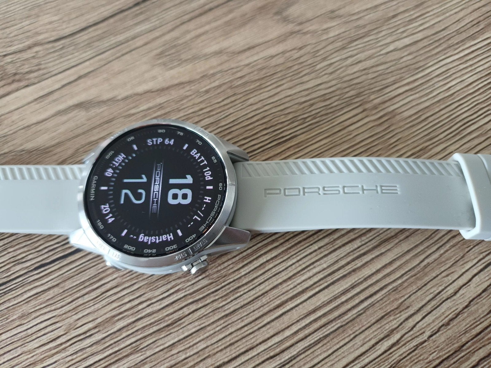 Porche Garmin horloge NIEUW, Handtassen en Accessoires, Horloges | Heren, Ophalen