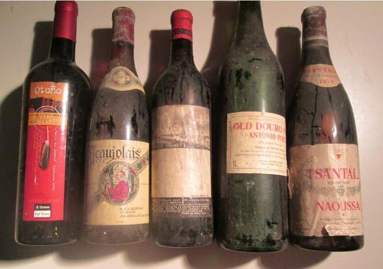 5 vieux vins rouges des années 70-80, Collections, Enlèvement ou Envoi, Pleine, Comme neuf, Vin rouge