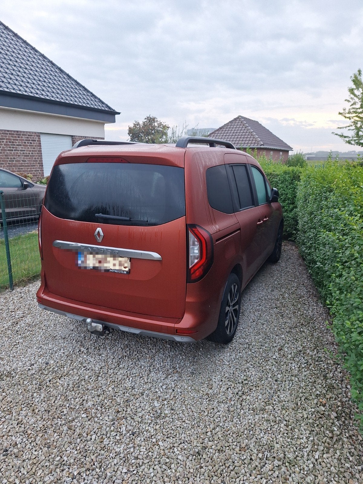 Renault Kangoo 3 Techno TCe 100 — 2022 — 80.000 km, Auto's, Parkeercamera, Leder, Particulier, Te koop