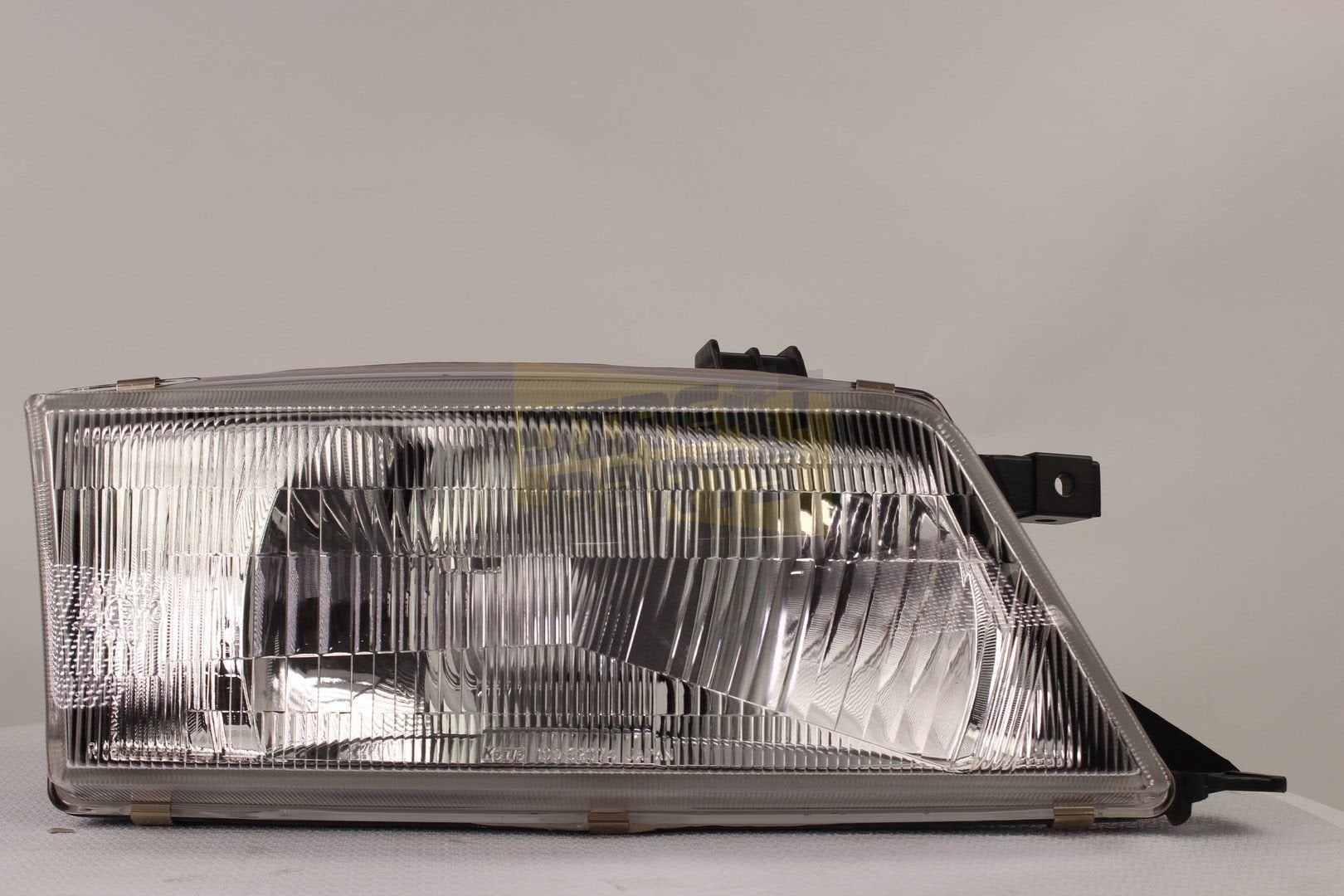 Suzuki Swift (09/91-10/96 H4 koplamp Rechts ZGA3062R RESTPAR, Neuf, -, -, Suzuki