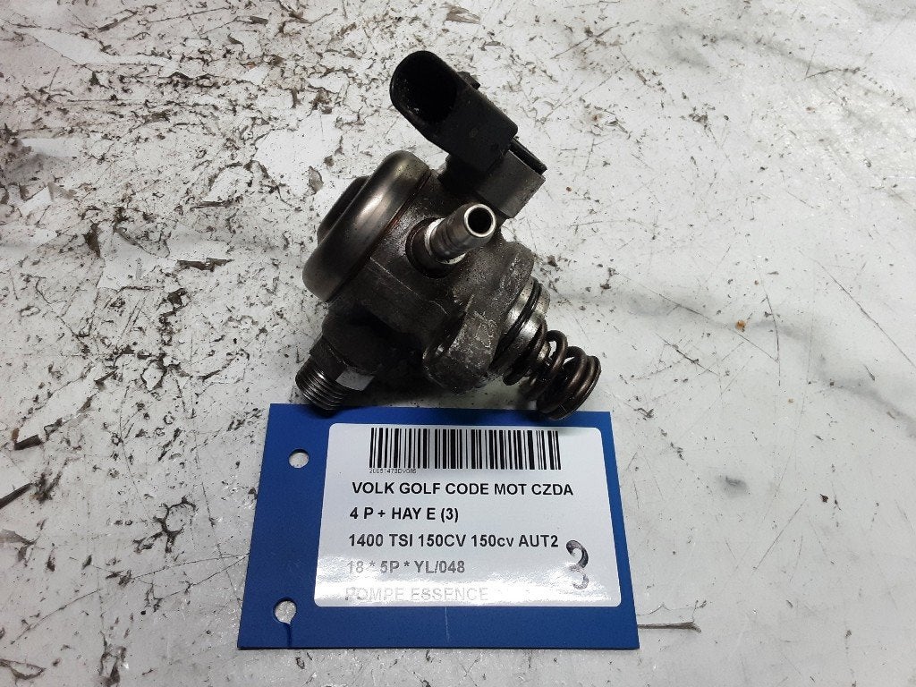 BRANDSTOFPOMP Volkswagen Golf VII (AUA) (04E127027D), Gebruikt, Volkswagen, Volkswagen AG, Kundenbetreuung@volkswagen.de