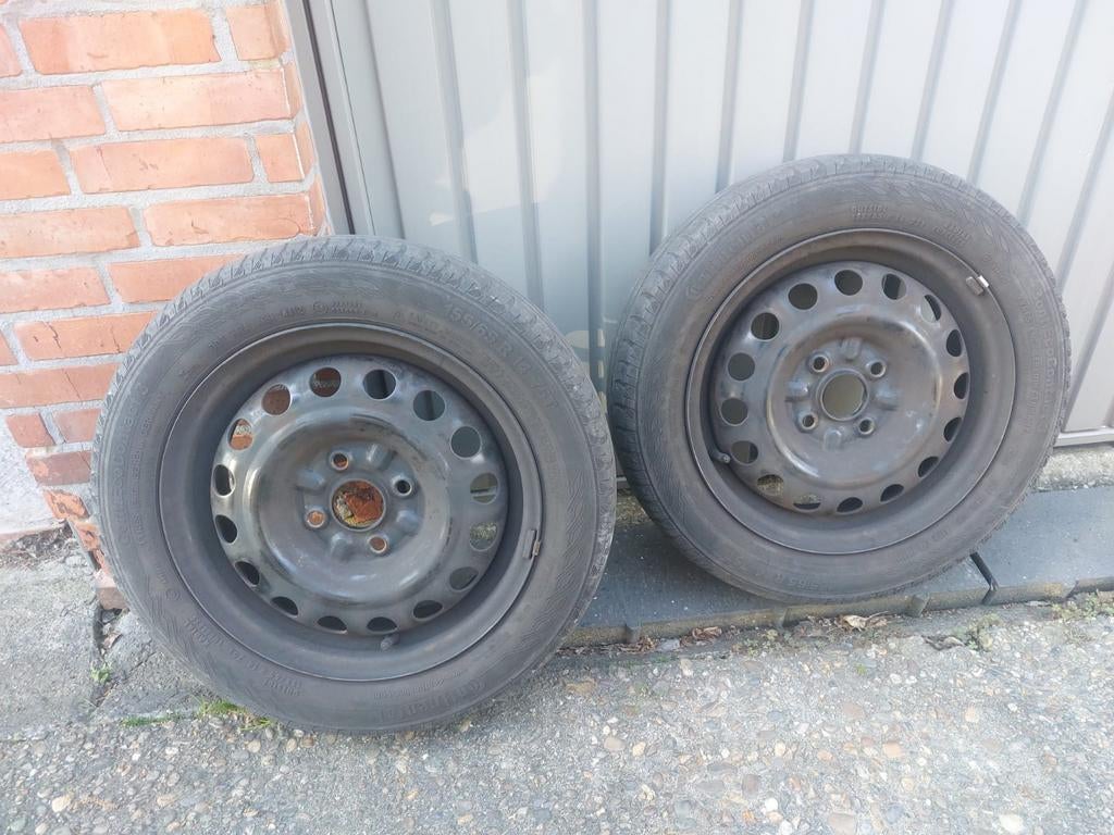 2 banden met metalen velg, Ophalen, Gebruikt