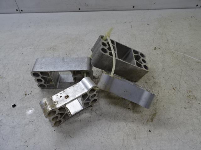 DIVERS DIVERS Abarth 500 / 595 / 695 (01-2008/-), Mevr. I. Hauben, Utilisé, Autres marques automobiles, Rue de l'Espoir 34 34
4030  GRIVEGNÉE, BE