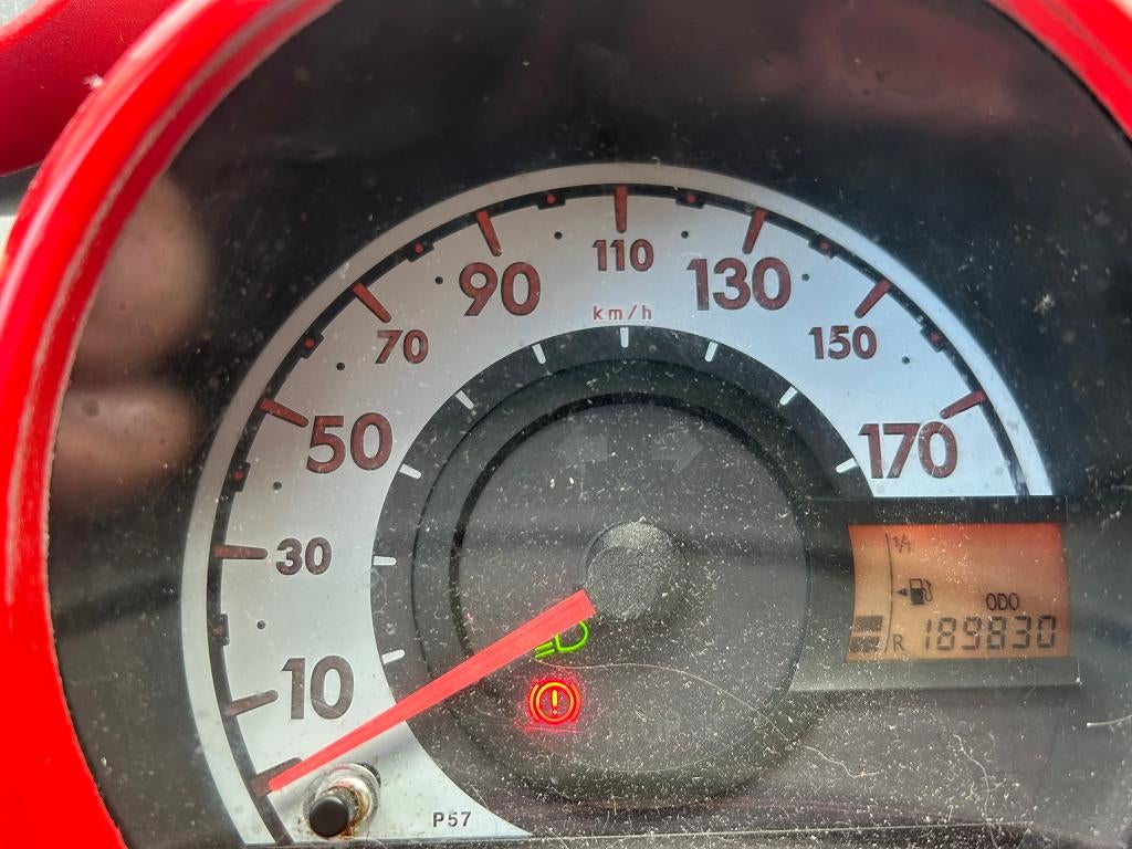 toyota aygo, Voorwielaandrijving, Zwart, Handgeschakeld, Particulier