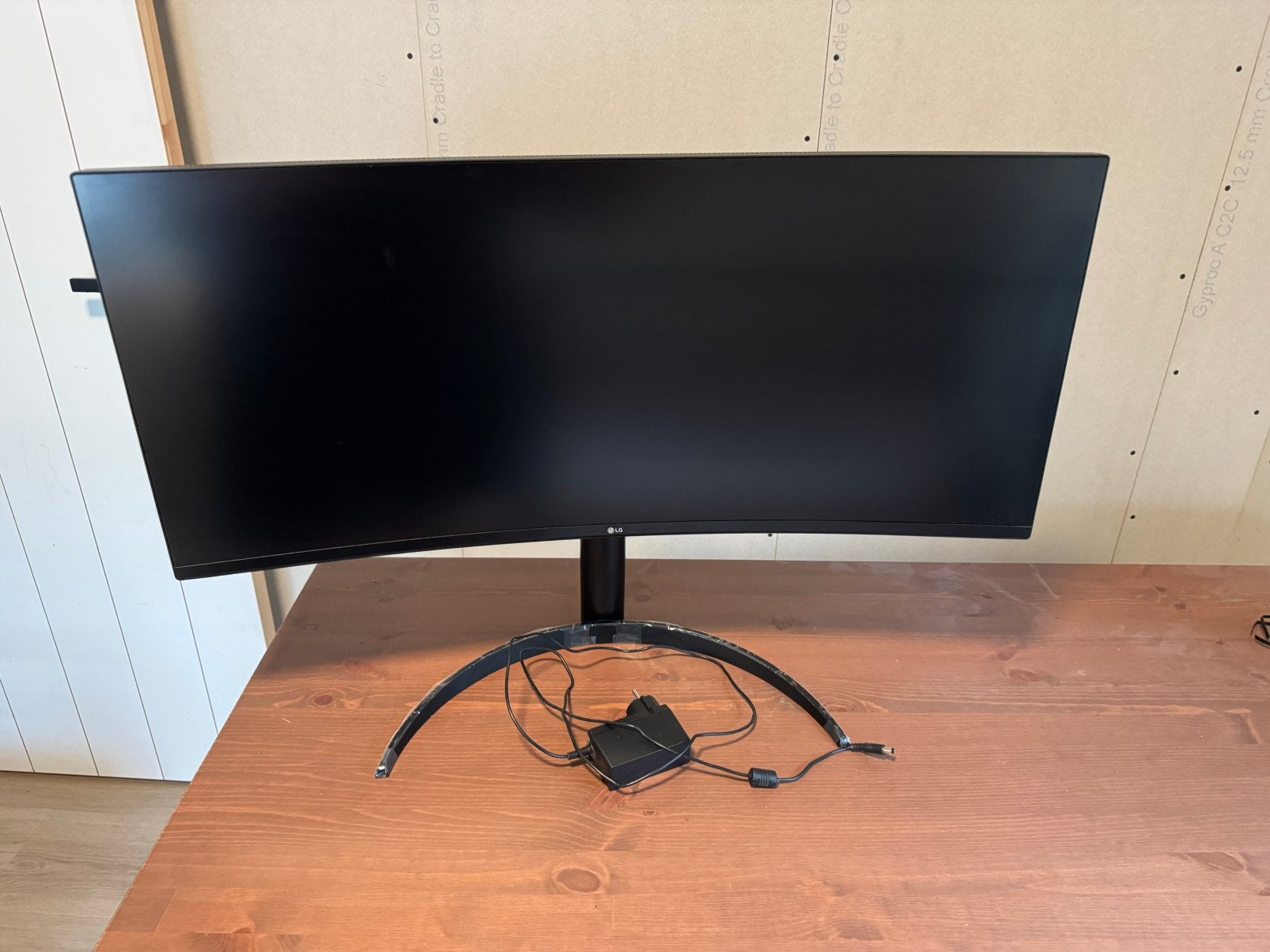 LG Ultrawide Curved Gaming Monitor: 34”, 160Hz, UWQHD, Computers en Software, Monitoren, Zo goed als nieuw, DisplayPort, Ultrawide