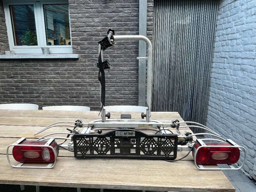 Porte-vélos Pro User, Enlèvement, 2 vélos, Utilisé, Support d'attelage