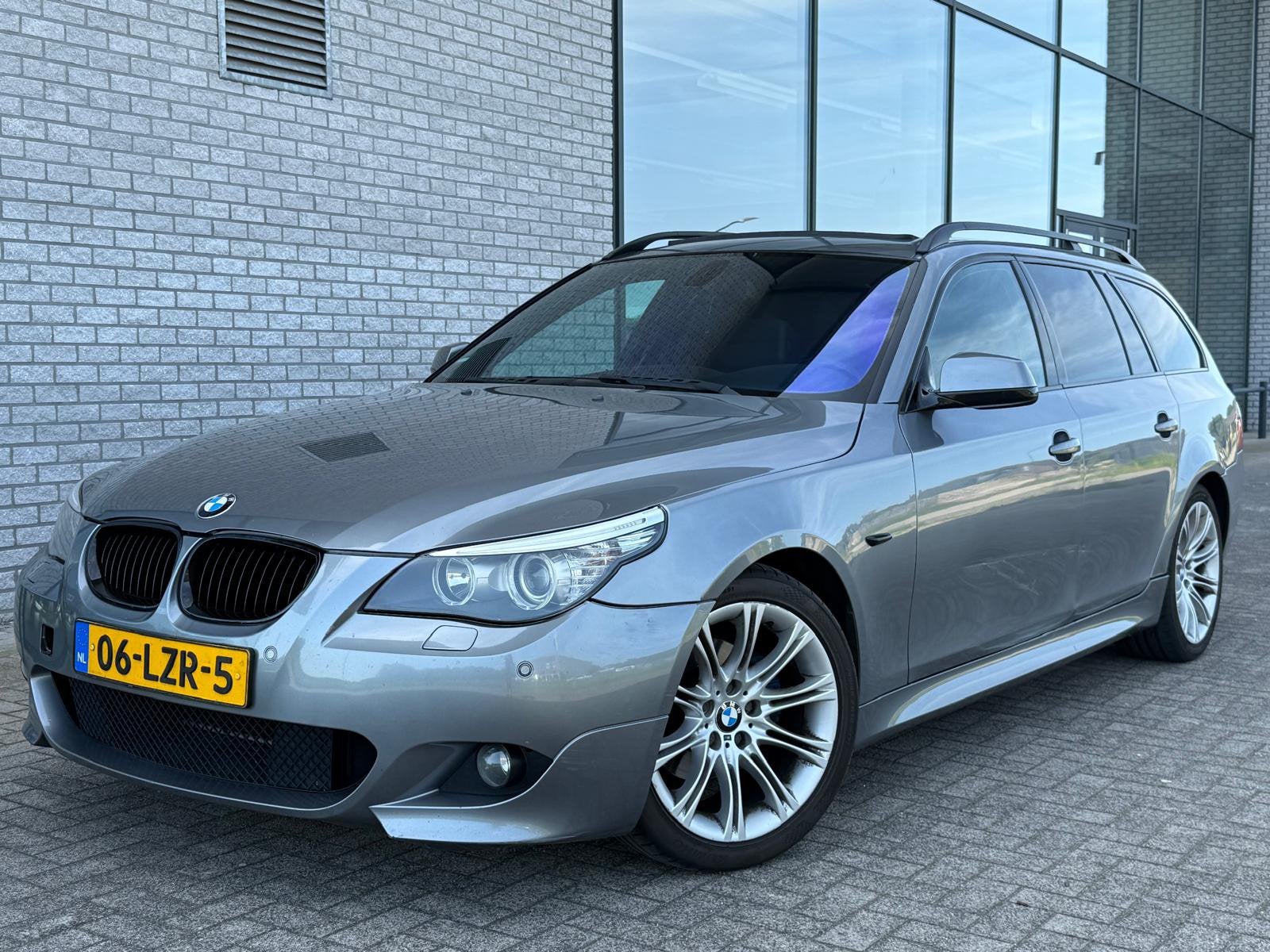 Bmw 520i Série 5 Touring M Facelift Facelift PANO|XÉNON|CUIR, Autos, Cuir, Argent ou Gris, Entreprise, Automatique