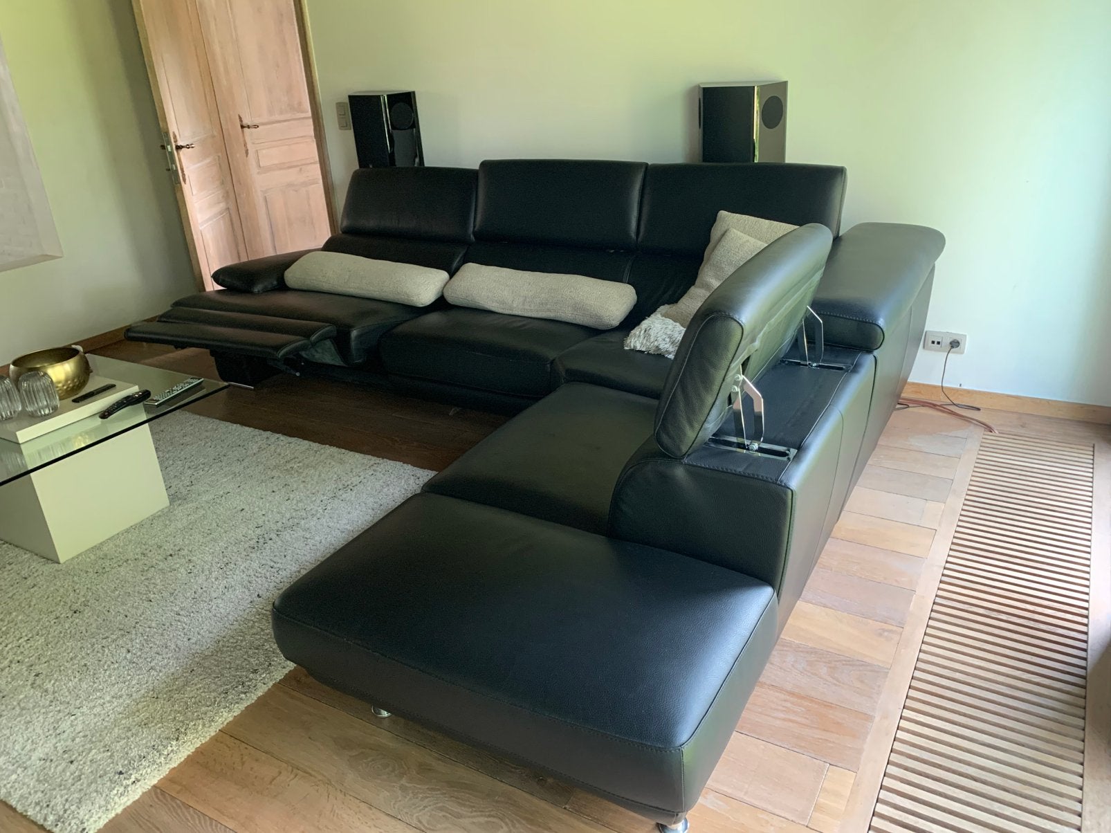 Zwart lederen salon met elektrische relax, Ophalen, Zo goed als nieuw, Leer, Modern