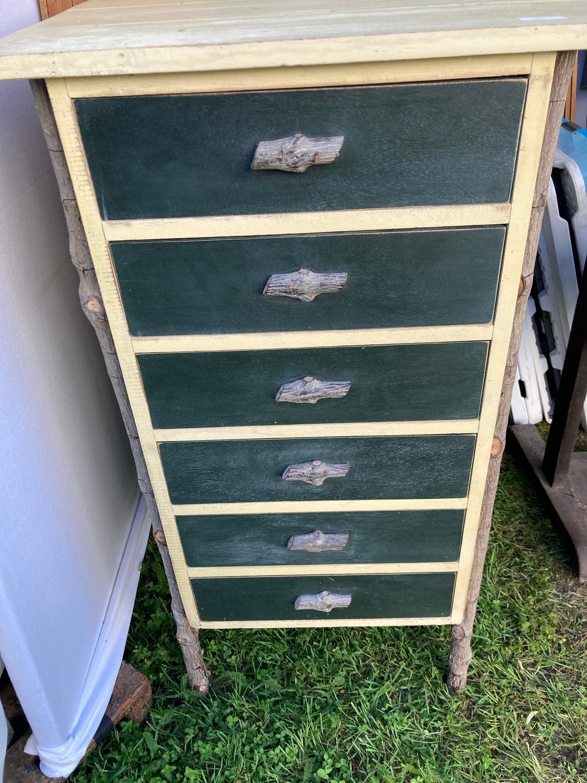 Commode tres originale, Maison & Meubles, Armoires | Commodes, Regional, 5 tiroirs ou plus, Enlèvement, Utilisé