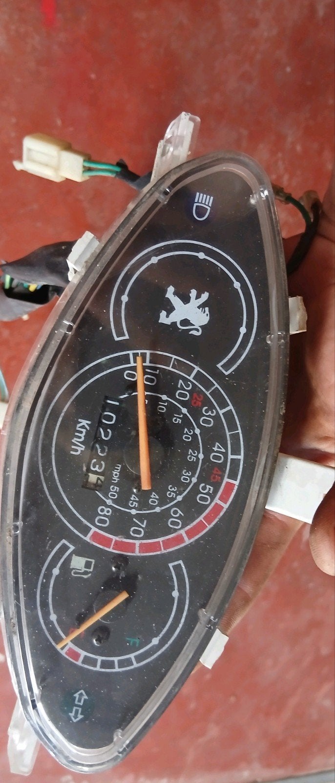 Peugeot dashboard, Enlèvement
