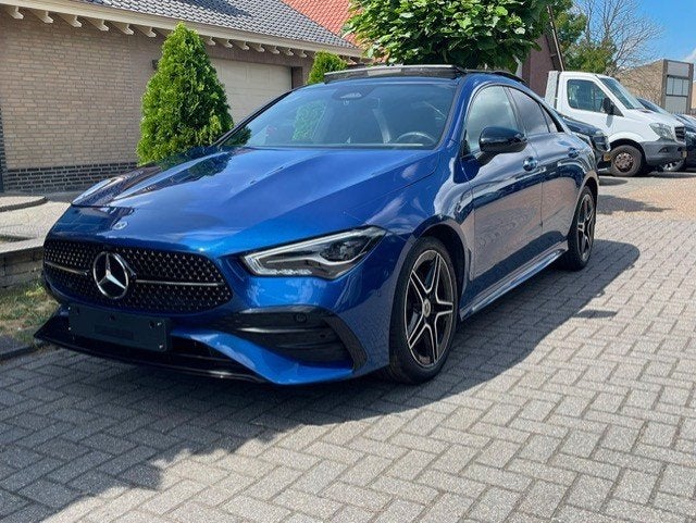 Mercedes-Benz CLA-klasse 200 AMG LINE PANO CAMERA NAVI LED, Auto diversen, Ongevalwagen, Automaat, Blauw, Mercedes-Benz, 1332 cc