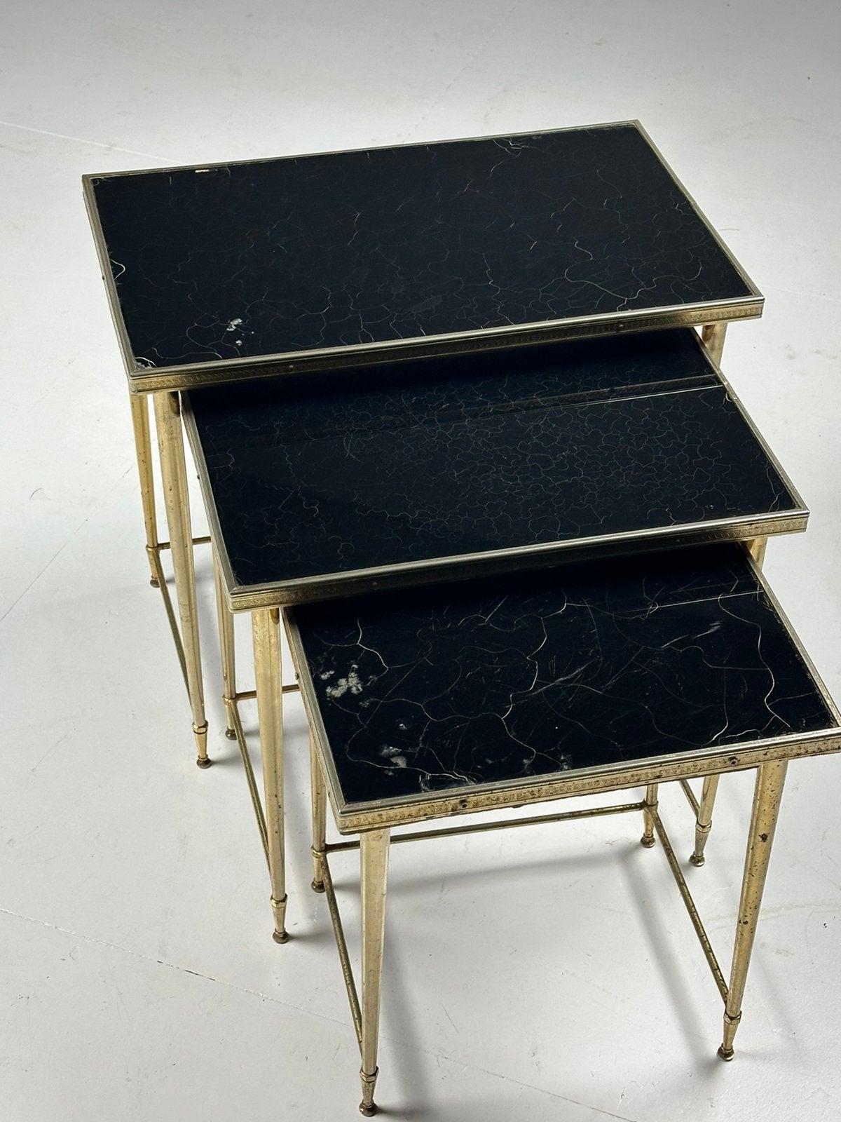 Ensemble de trois tables d'appoint vintage, France du XXe, Maison & Meubles, Tables | Tables d'appoint, Enlèvement, Comme neuf