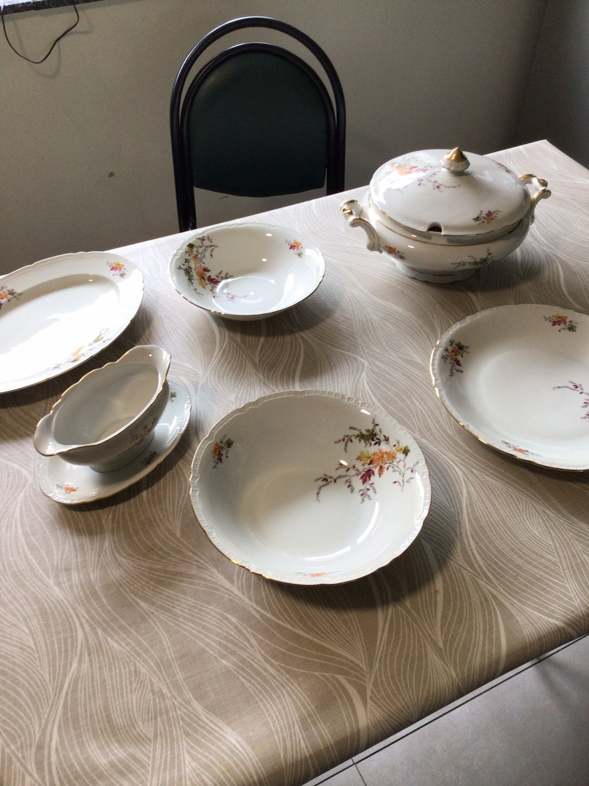 Eetservies kompleet zeer mooi van ieder 12 stuks, Enlèvement