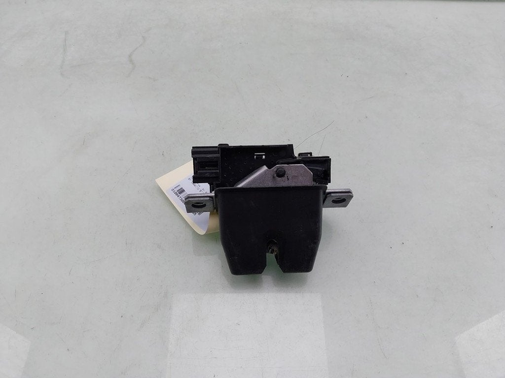 SLOTVANGER ACHTERKLEP Ford Focus 4 Wagon (01-2018/12-2025), Gebruikt, Ford