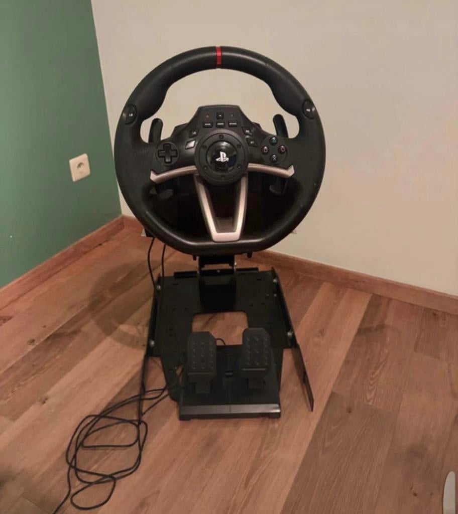 Racestuur + pedalen + frame, Ophalen, Zo goed als nieuw, Stuur of Pedalen, PlayStation 4