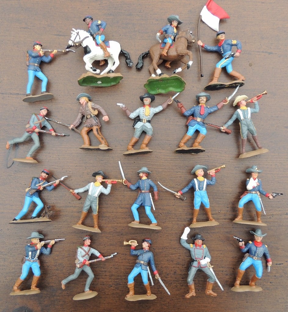 Crescent 17 soldats, 2 cavaliers US reconditionnés, Envoi, Neuf, Plus grand que 1:35, Personnage ou Figurines
