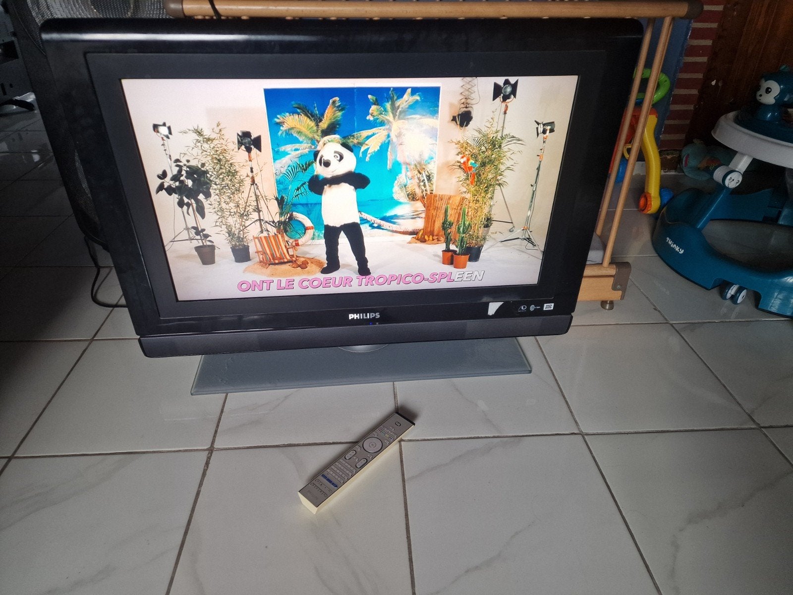 tv Philips 81cm fonctionne parfaitement, Philips, LCD, 80 à 100 cm, Enlèvement