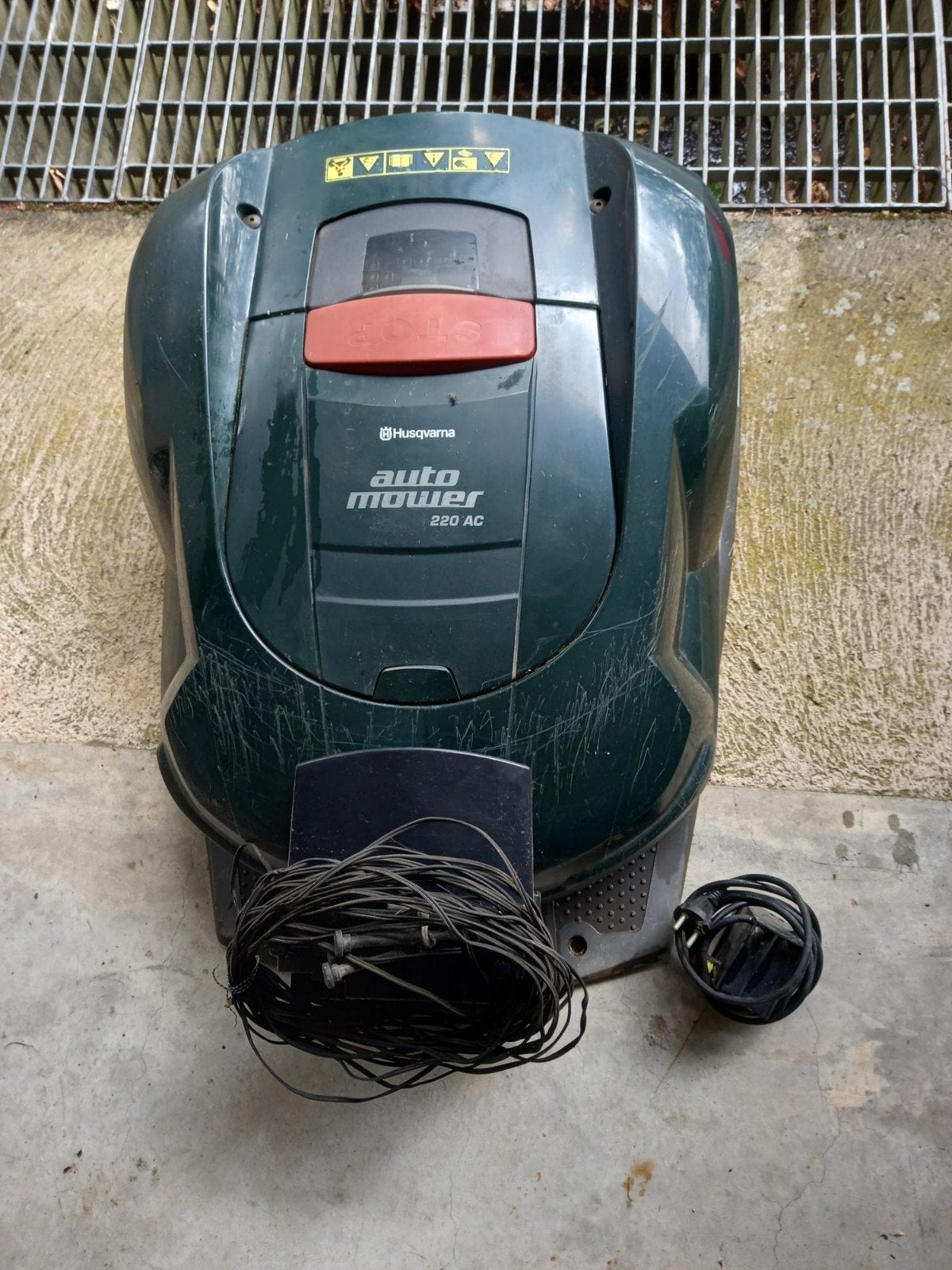 Husqvarna 220 AC