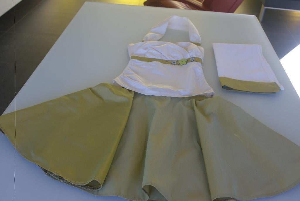 robe de cocktail, robe de soirée avec étole  taille XS, Enlèvement ou Envoi, Robe de cocktail, Comme neuf, Vert