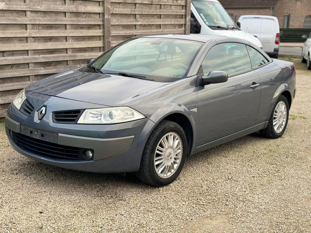 Renault Megane Cabrio benzine reeds gekeurd, Autos, Argent ou Gris, Achat, Ordinateur de bord, Entreprise