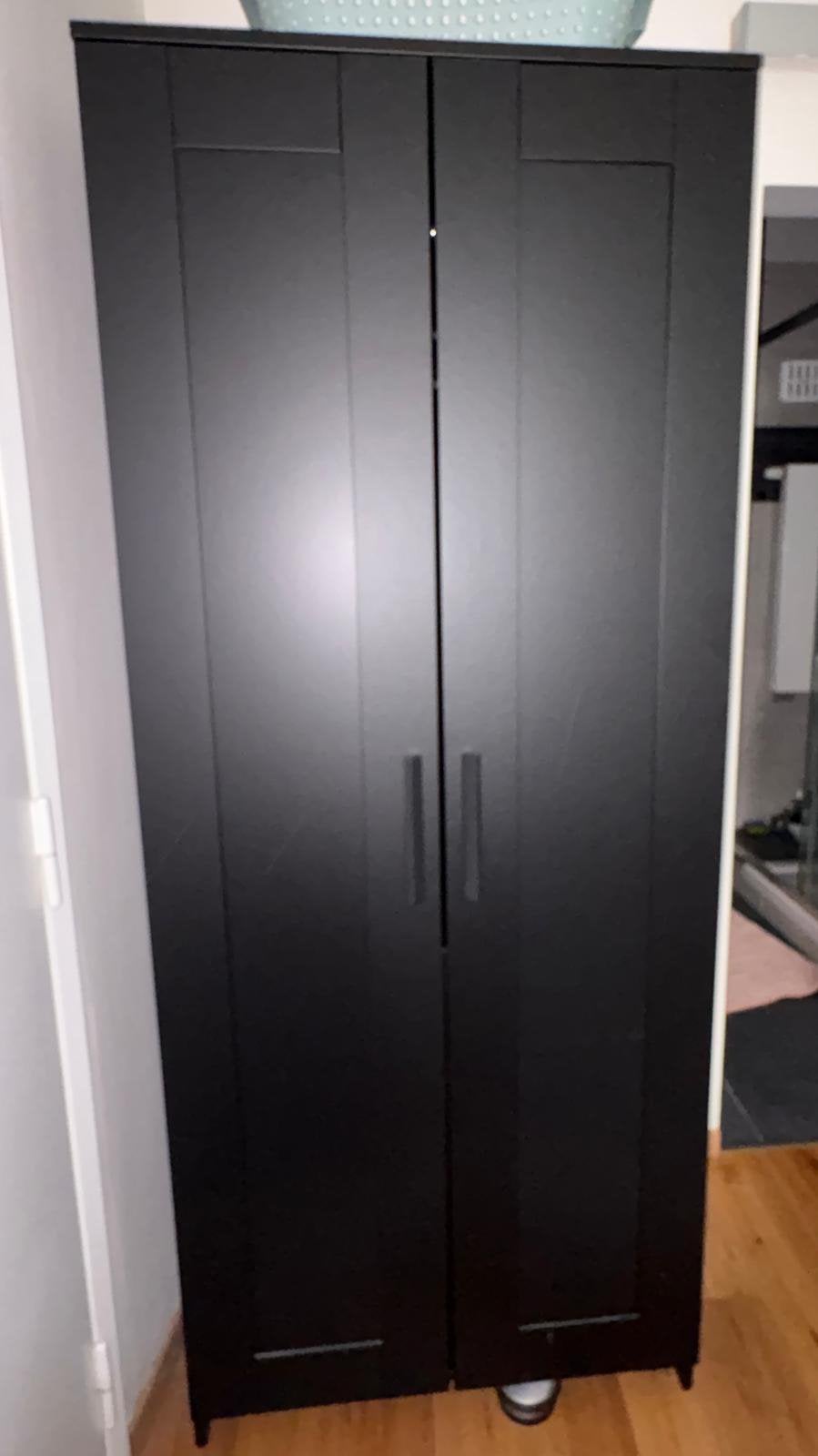 Armoire penderie IKEA Brimnes, Maison & Meubles, Armoires | Penderies & Garde-robes, Avec porte(s), Comme neuf, 50 à 75 cm, 150 à 200 cm