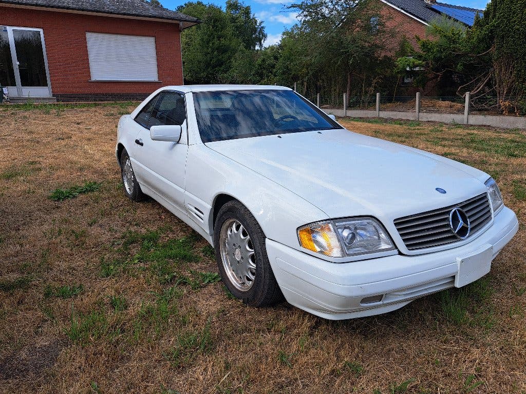 Mercedes SL500 oldtimer in 2028, foto 7