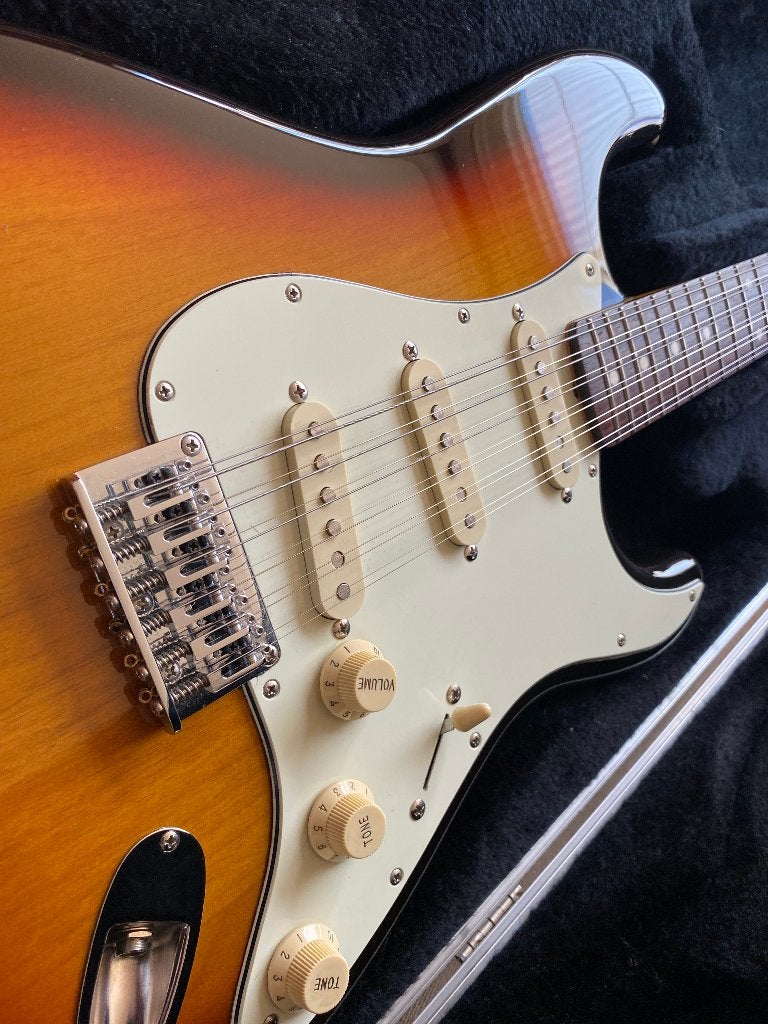 Fender Stratocaster XII 2007/2010, Enlèvement, Comme neuf, Solid body, Fender