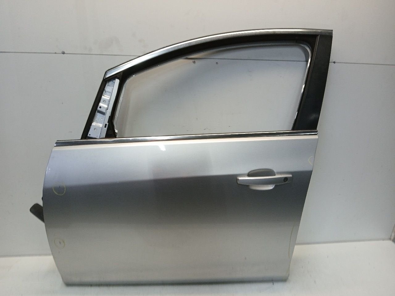 Portier links voor Opel Astra, Onderdelen@venauto.nl, Van der Ven Autorecycling B.V., Ettenseweg 76, 4706 PB Roosendaal, The Netherlands