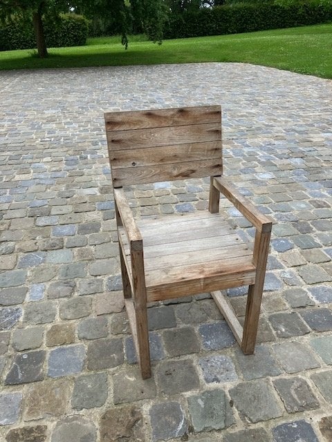 acht stevige stoelen, Maison & Meubles, Chaises, Autres couleurs, Enlèvement, Bois, Cinq, Six Chaises ou plus