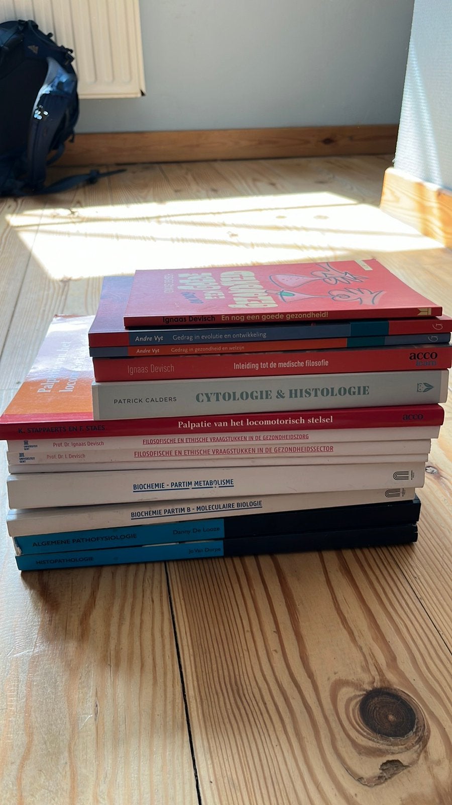 Boeken 1ste jaar kinesitherapie en revalidatiewetenschappen, Boeken, Ophalen of Verzenden, Gelezen, Hoger Onderwijs