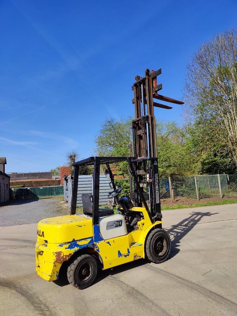 Heftruck met 3 dubbele mast diesel, Ophalen