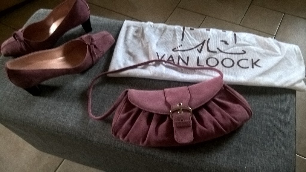 Suede pumps en bijpassende handtas 39 euro, Ophalen, Pumps, Zo goed als nieuw, Roze