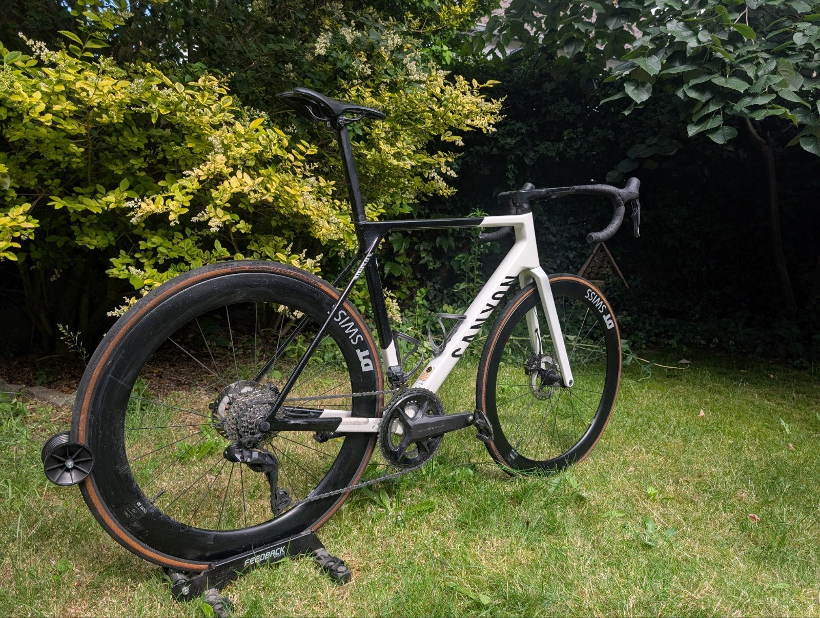 Canyon Ultimate CF SL 8 Aero Large, Vélos & Vélomoteurs, Vélos | Hommes | Vélos de sport & Vélo de randonnée, Enlèvement