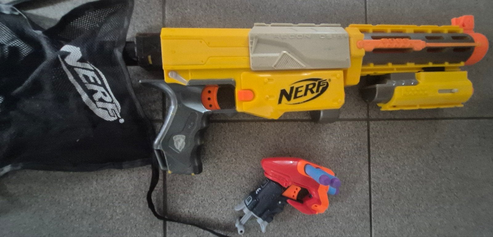 Pistolet Nerf, Enlèvement