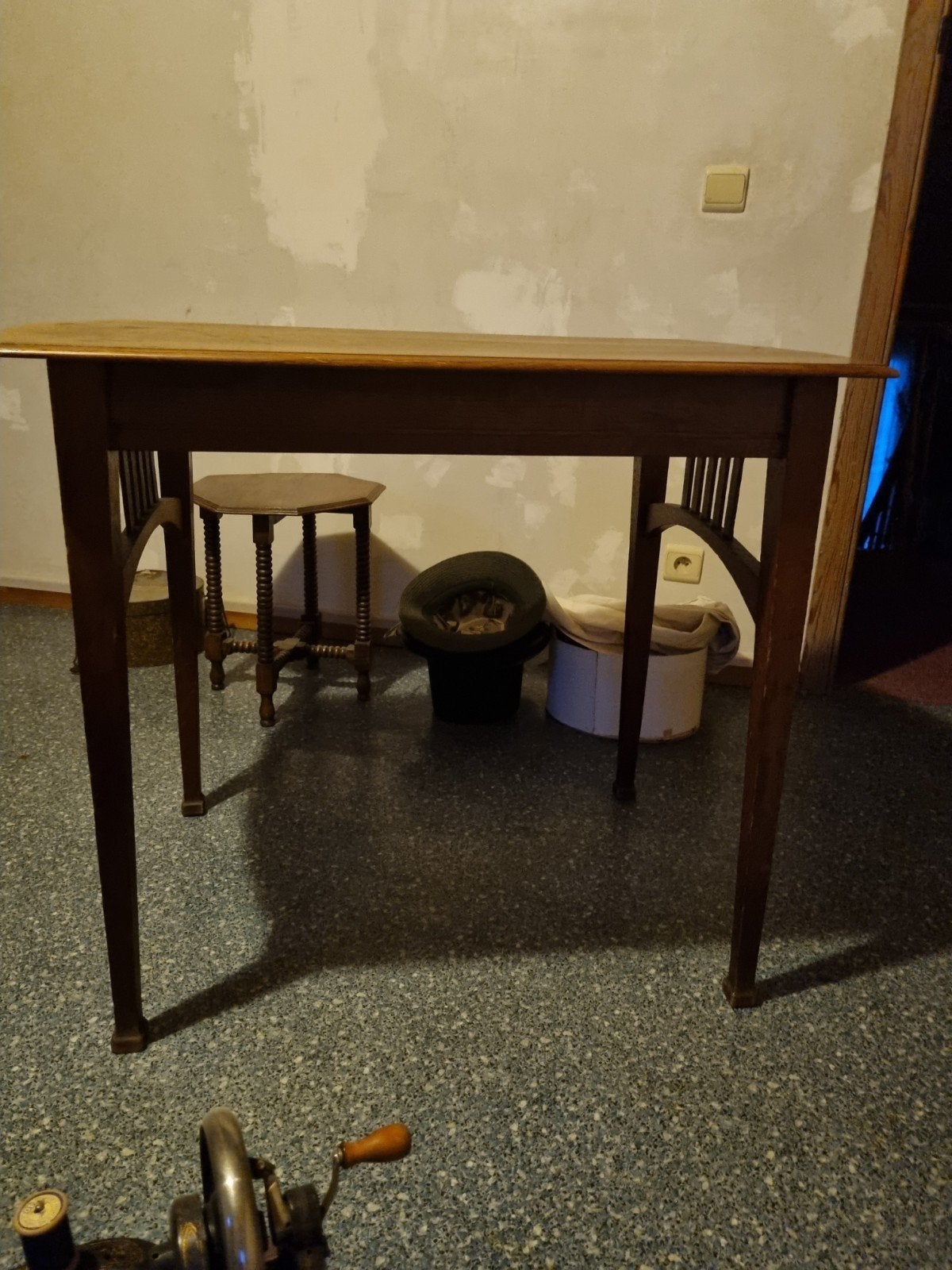 Table antique, Enlèvement ou Envoi
