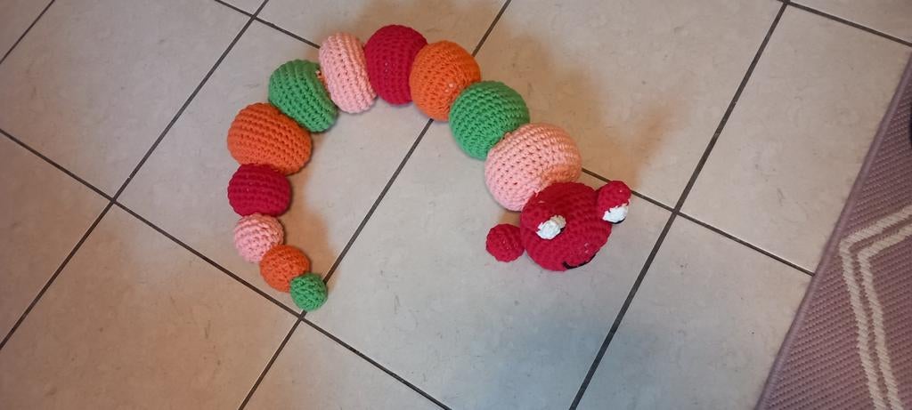 Gehaakte rups nieuw 106 cm lang, Kinderen en Baby's, Ophalen of Verzenden