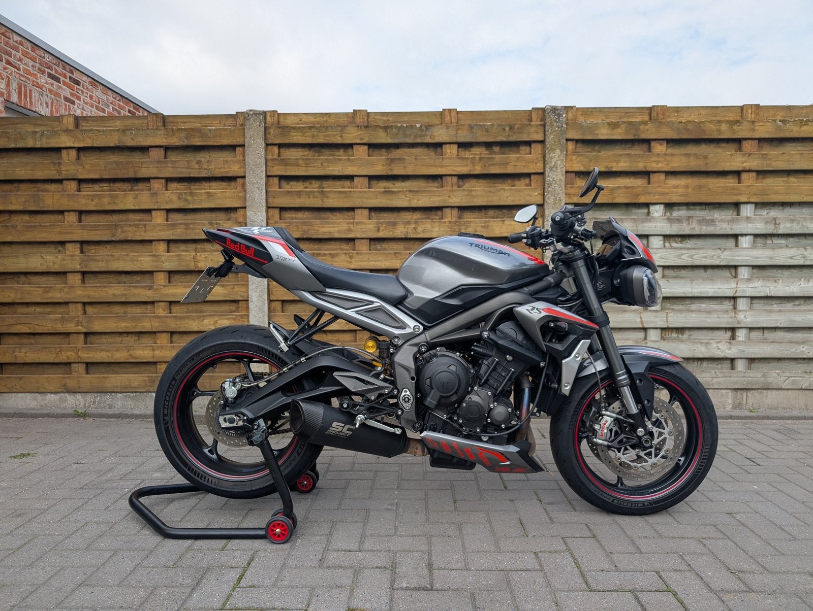 Triumph Street Triple RS - 2020, Motos, Permis Moto A, Poignées chauffantes, Occasion, Plus de 35 kW