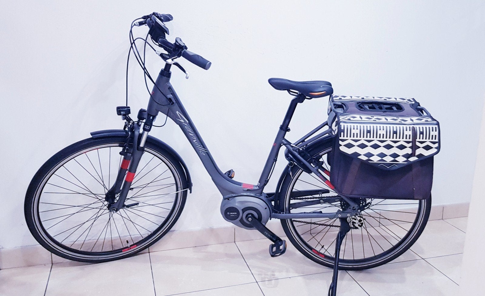 Electrische fiets Bosch middenmotor Active Line, Fietsen en Brommers, Elektrische fietsen, Ophalen