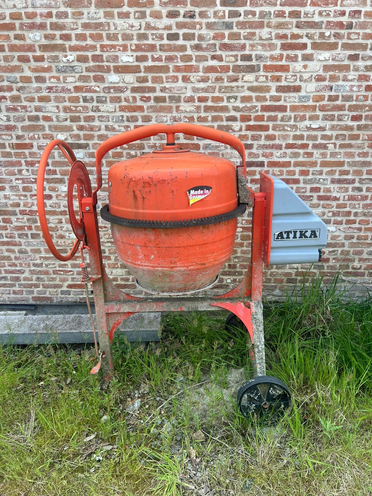Betonmolen Atikz 245S, Ophalen, Gebruikt