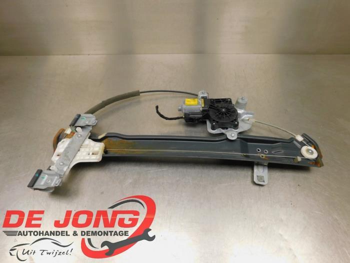 Mécanique vitre 4portes avant droite d'un Ssang Yong Tivoli, -, 3 mois de garantie, Utilisé, SsangYong
