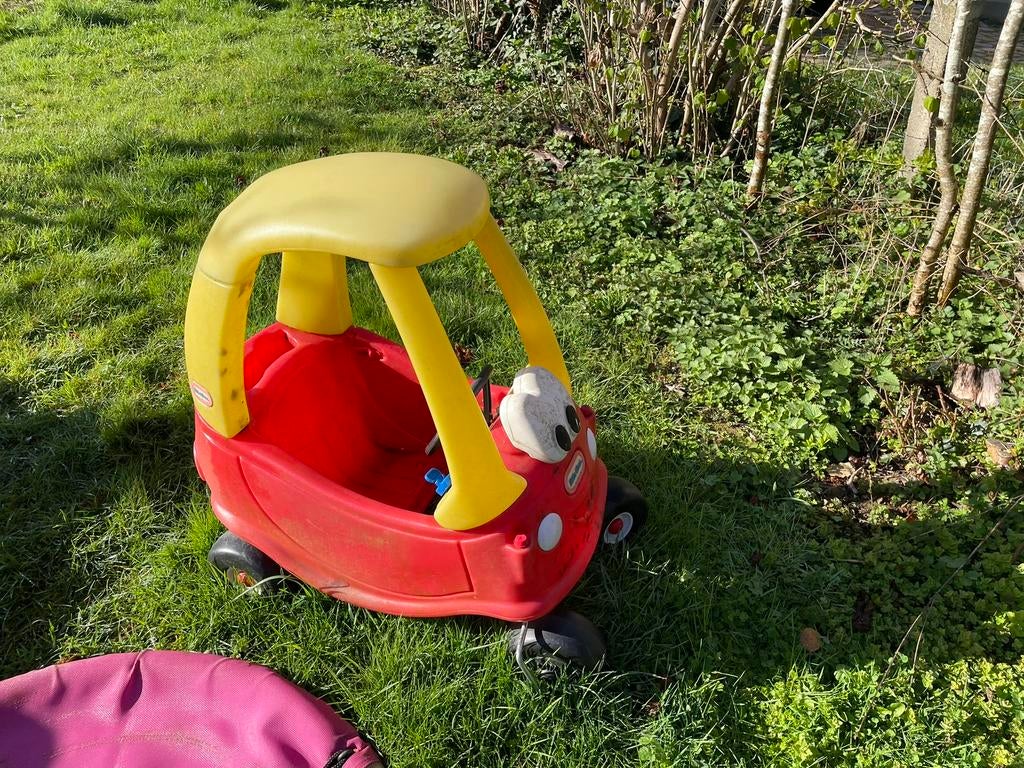 Jouet voiture Little tikes, Enfants & Bébés, Jouets | Extérieur | Aires de jeux, Enlèvement, Utilisé