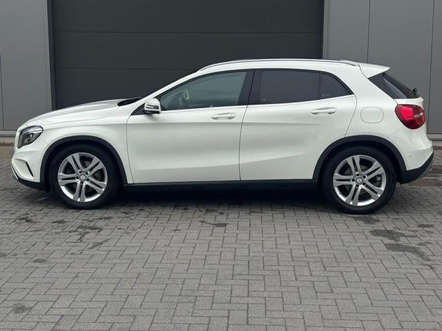 Mercedes-Benz GLA 250 panoramisch dak, Auto's, Mercedes-Benz, 4 cilinders, Leder en Stof, Wit, Bedrijf