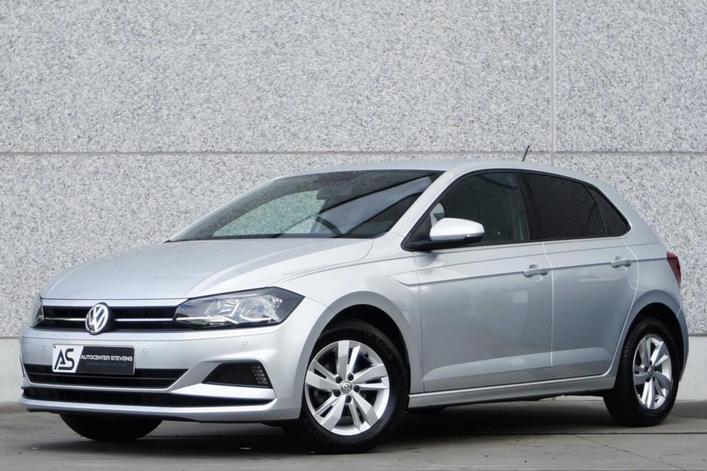 Volkswagen Polo Comfortline met trekhaak, Autos, Volkswagen, 0 kg, Argent ou Gris, Achat, Euro 6