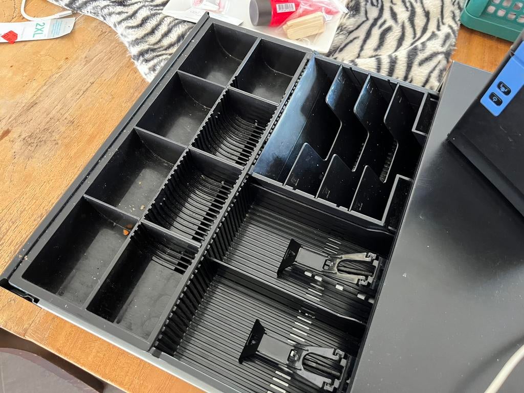 Kassa, Zakelijke goederen, Ophalen