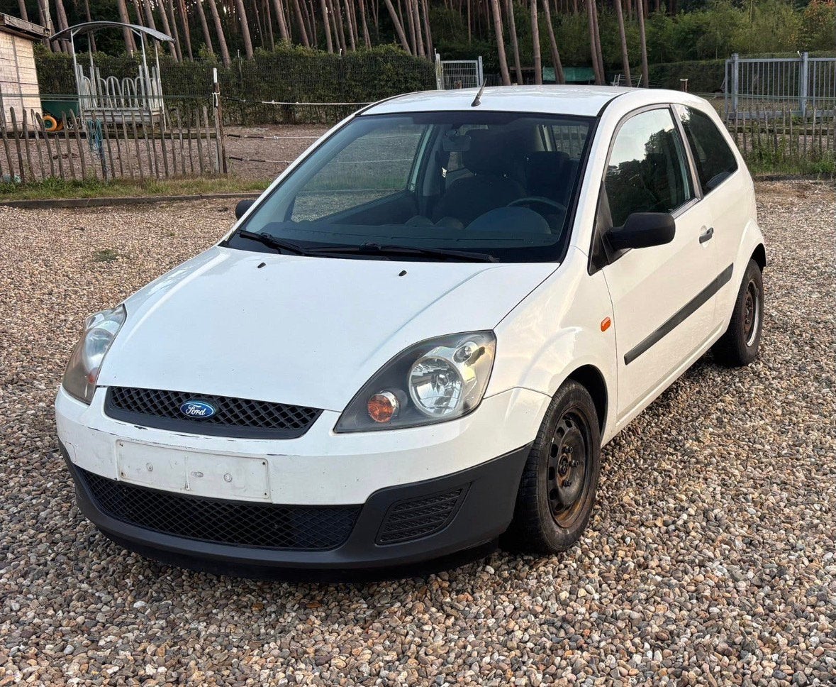 Ford fiesta, Auto's, Voorwielaandrijving, Stof, Zwart, 4 cilinders