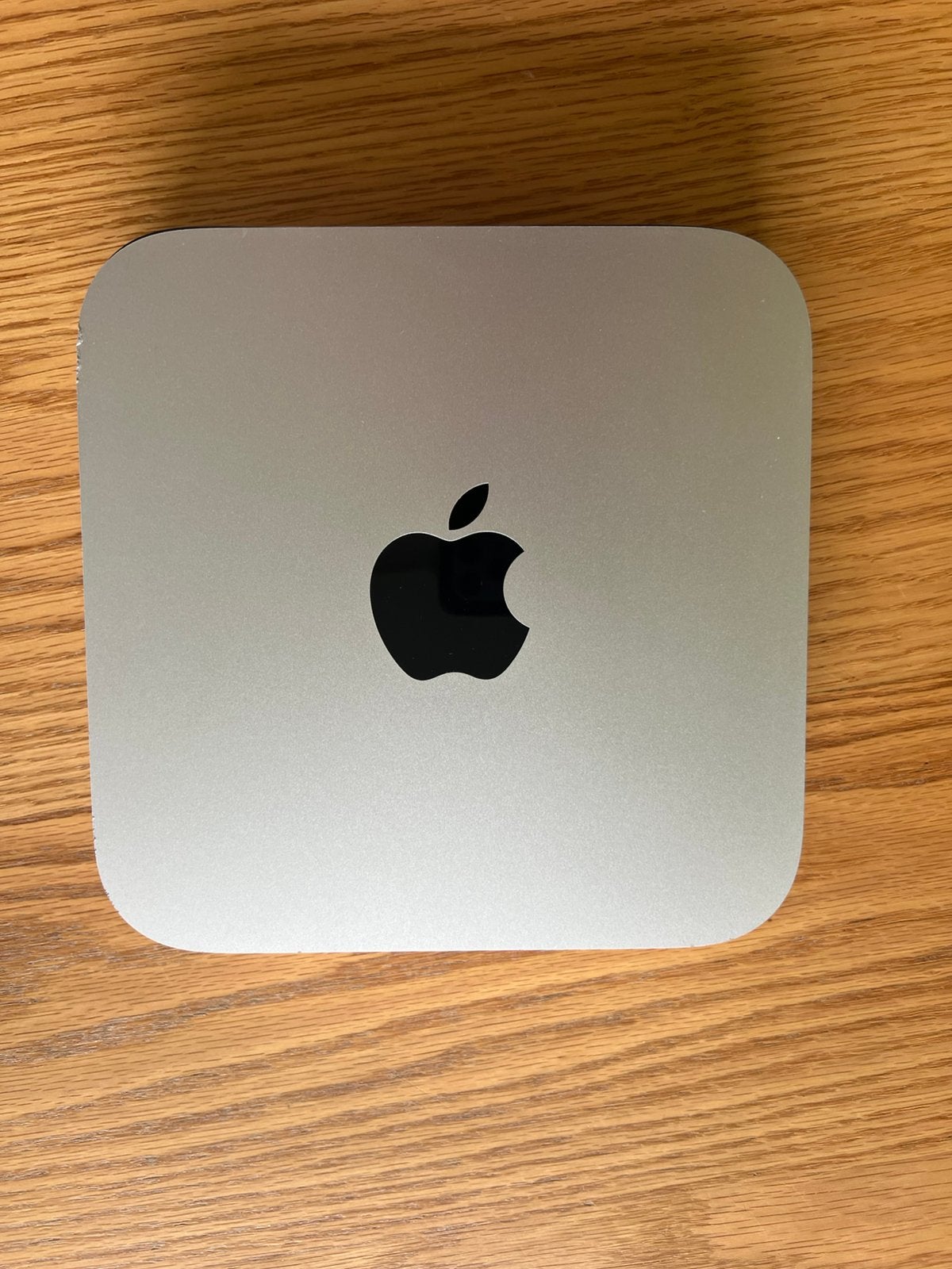 Mac mini met scherm toetsenbprd en apple muis, Computers en Software, Apple Desktops, Ophalen, 8 GB, Mac Mini, Gebruikt
