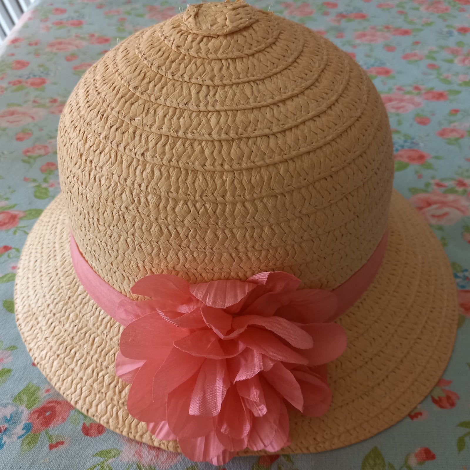 Zomerhoedje met roze bloem, Ophalen of Verzenden