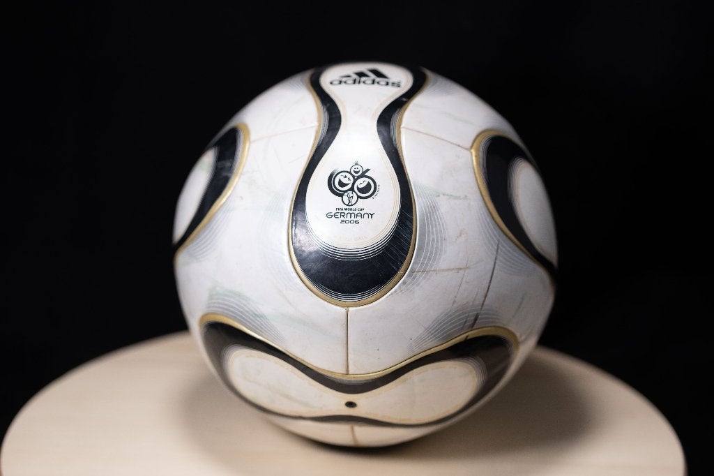 Officieel bal van het WK 2006 — Adidas +Teamgeist, Ophalen of Verzenden, Gebruikt, Overige typen