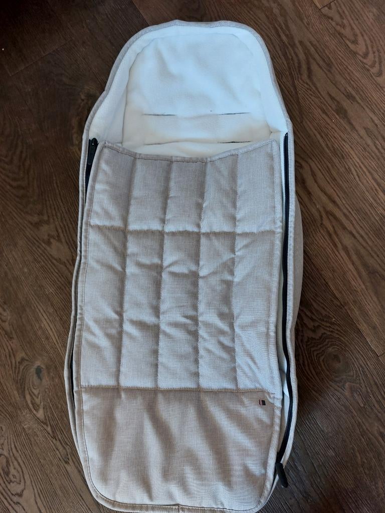 Dubatti voetenzak, Enlèvement, Couverture pieds