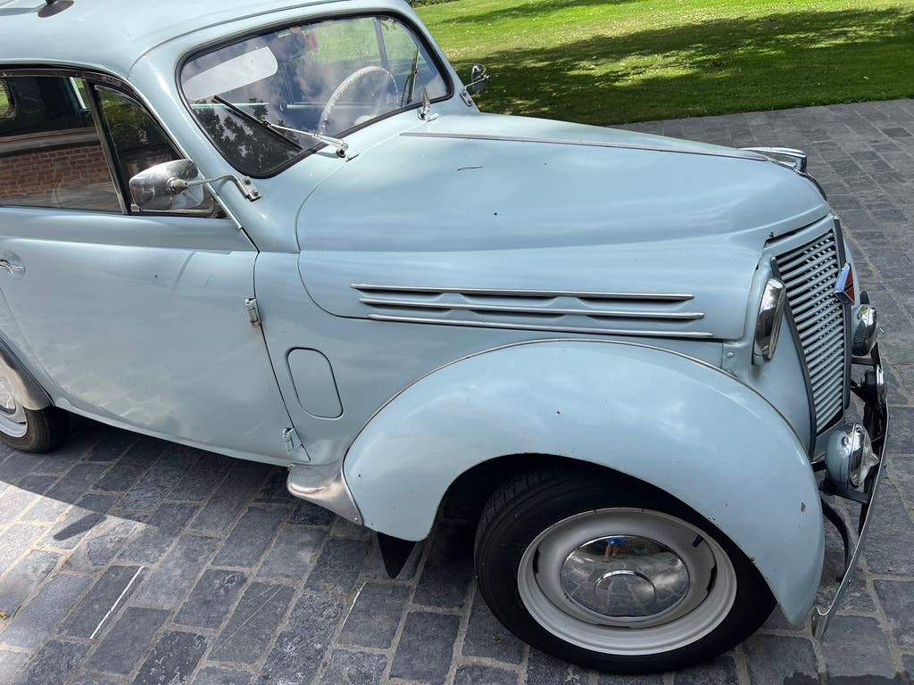Renault juvaquatre dauphinoise, foto 2